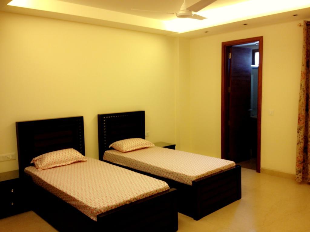 Woodpecker Service Apartments - Green Park Nowe Delhi Pokój zdjęcie