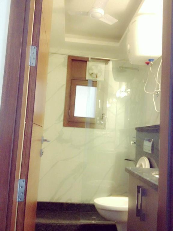 Woodpecker Service Apartments - Green Park Nowe Delhi Zewnętrze zdjęcie