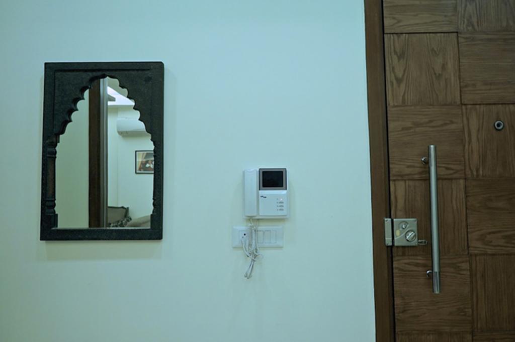 Woodpecker Service Apartments - Green Park Nowe Delhi Zewnętrze zdjęcie