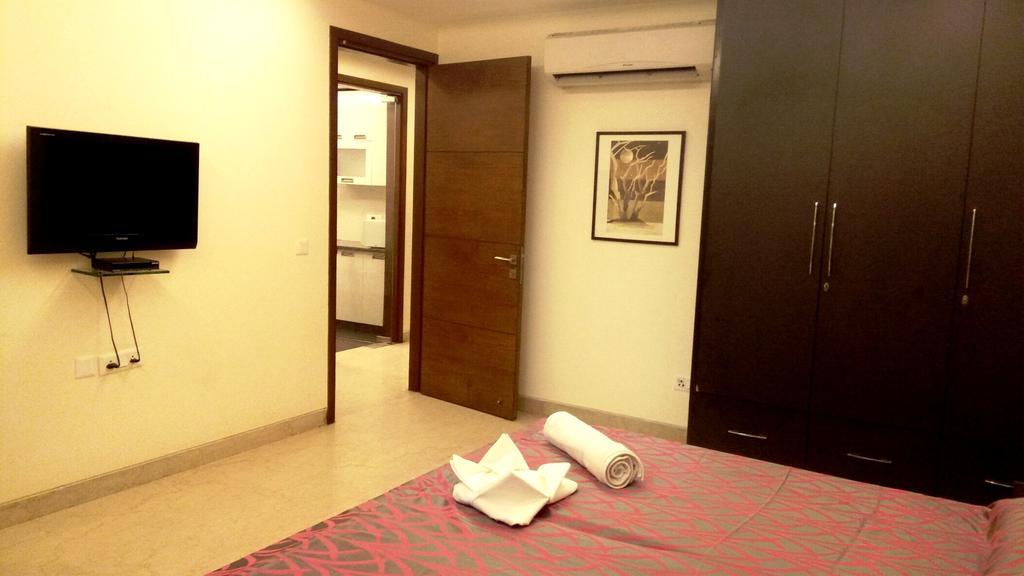 Woodpecker Service Apartments - Green Park Nowe Delhi Zewnętrze zdjęcie