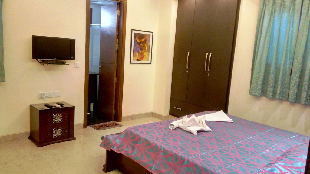Woodpecker Service Apartments - Green Park Nowe Delhi Zewnętrze zdjęcie
