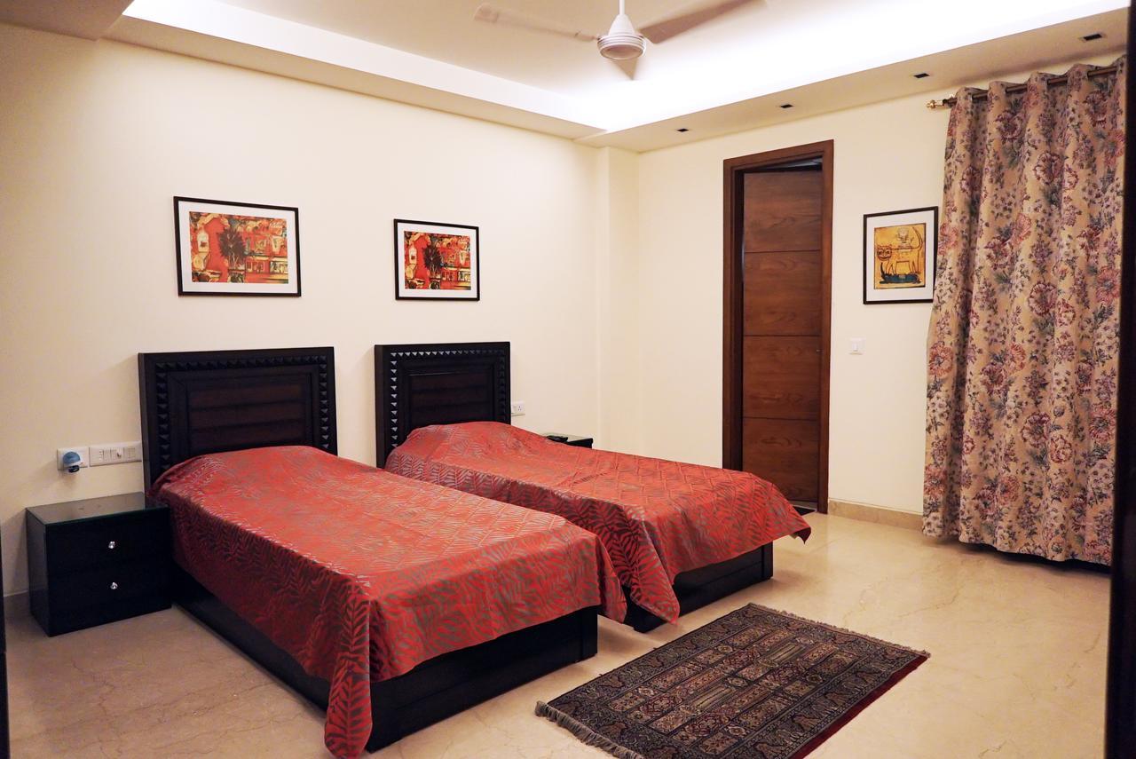 Woodpecker Service Apartments - Green Park Nowe Delhi Zewnętrze zdjęcie
